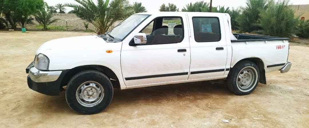 نيسان للبيع موديل 15 متجيه ومرجعه بارد سياره مال جناي رقم بصره بسمي السعر 110//*********** رجائن المو شراي لايخابر
