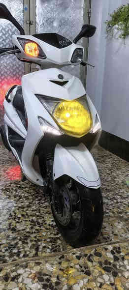 سلام عليكم من رخصة مدير الگروب المحترم

دراجة سكنز نضيفة مثل ما موضح 
مابيهة نقص ناعمة شلعة حلوة ومرتبة 
رايدهة مراوس وية بوكسر كون (2023/2024)
رقمي ***********
العدة يتصل وانشالله ما نختلف
