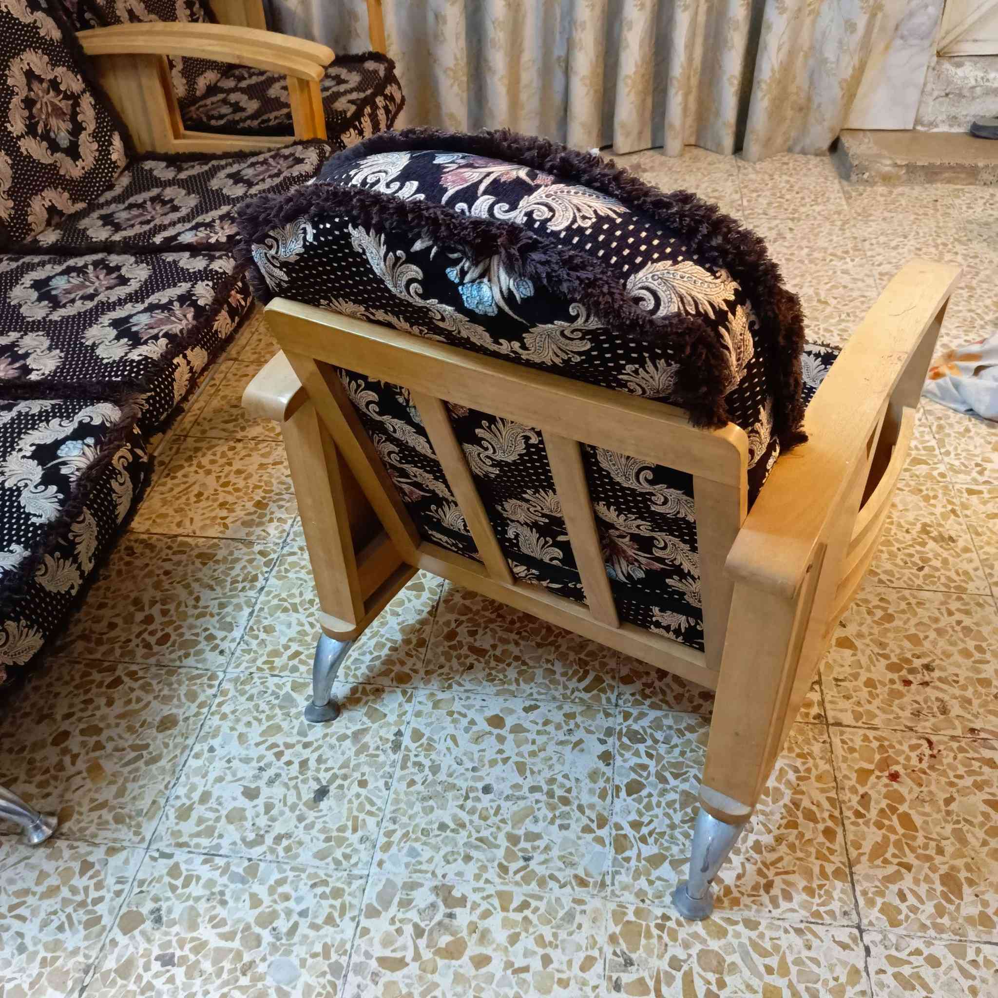 تخم 7 مقعد خشب مقاعد متحركه سعر 175 عنوان الحبيبية بغداد, العراق


**إذا كنت صاحب هذا الإعلان وتريد حذفه لأي سبب، رجاءا أرسل رسالة إلى الدعم الفني**