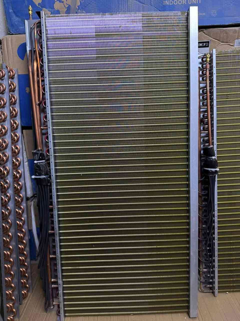 يوجد لدينا جميع انواع الغراض الاحتياطية للسبالت والمكيفات لكافة الأحجام والأنواع الجديدة والمستعملة للتواصل على رقم ***********
