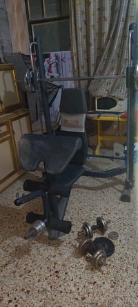 جهاز سمث أمريكي بي هوايه تمارين بحاله جيده بدون اوزان رقم الهاتف ٠٧٧٢٨...