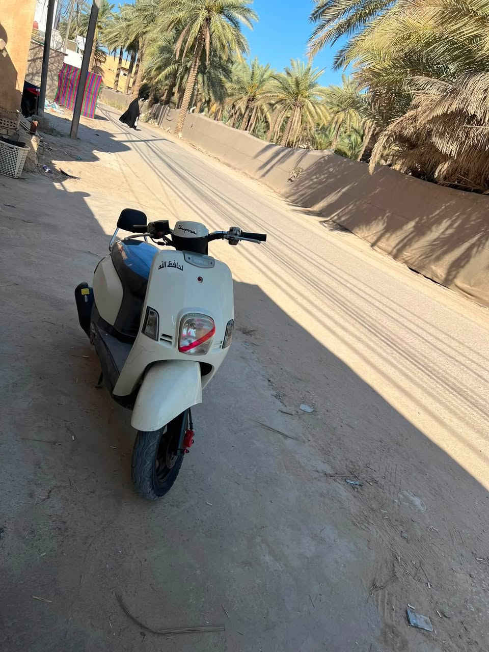 سلام عليكم بوليس للبيع دراجه بحالت الوكاله نضيفه ب معنه كلمه مكينه ما مفتوحه كفرات ختم واحد صار لها شهرين من طالعه من المعرض دراجه شلعه ومعدل تشك الكاع كهربائيات كامله عداد سرعه عداد بانزين كله شغال جيب مصلح وتعال السعر 850وبيه مجال بصيط 
الرقم ***********
