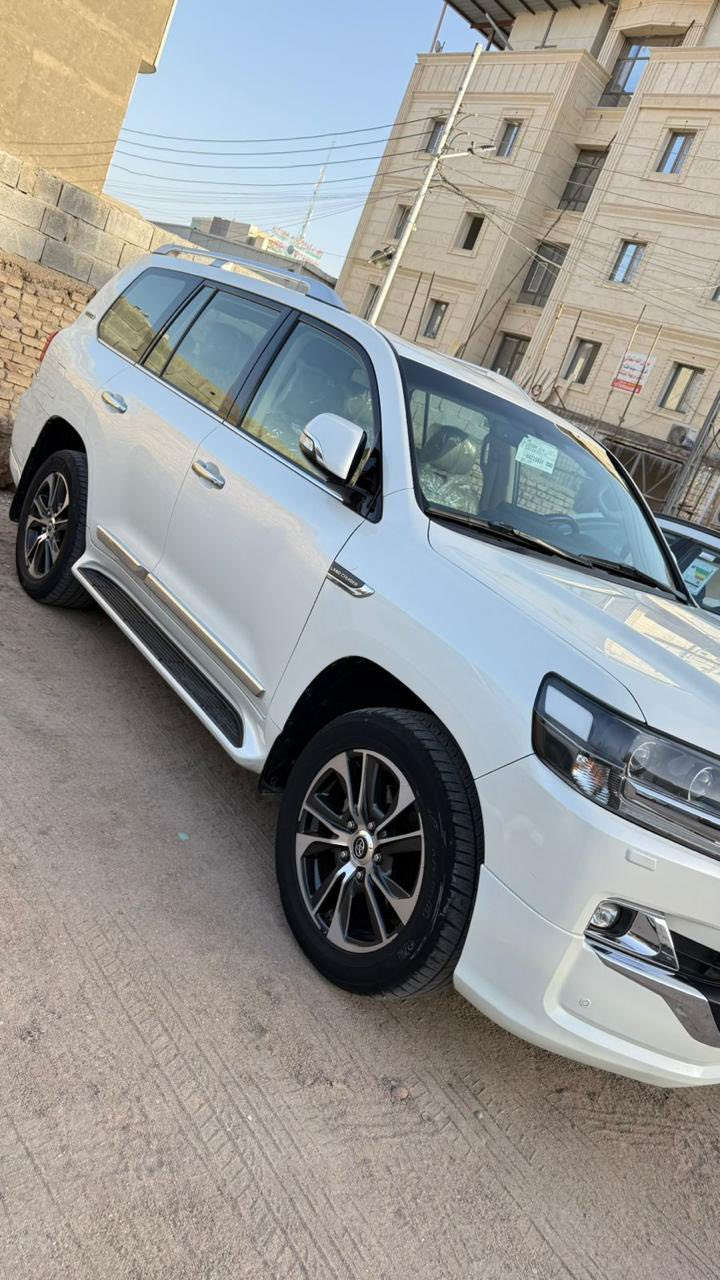 لاندكروز 2020 كراند تورنك بريمي رقم اربيل السياره نظيفه بيها بارد اصبع بلبنيد 
السياره بلبصره موجوده السعر 5شدات و30 ***********
