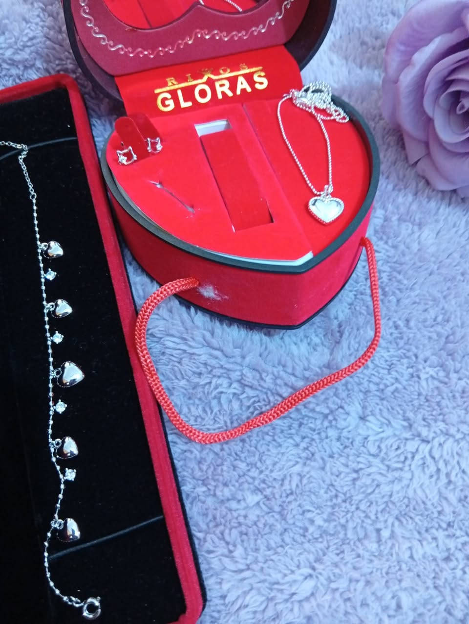 تتوفر هدايه طقم فضه لعيد الام وعيد الحب 🥹😍♥


**إذا كنت صاحب هذا الإعلان وتريد حذفه لأي سبب، رجاءا أرسل رسالة إلى الدعم الفني**