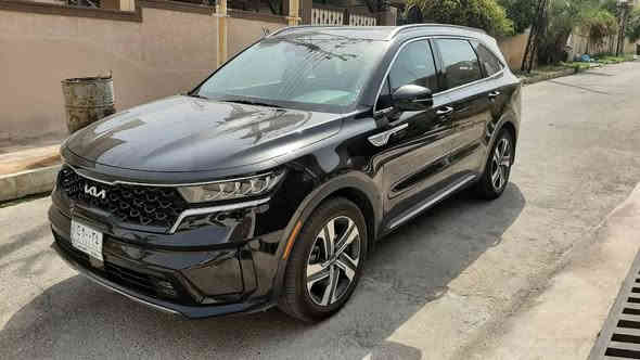 سورنتو هايبرد EX موديل 2022 
وارد امريكي ضررها موضح الضرر بالصور ورقم الشاصي موجود 
جميع الايرباك سليمة 
ماشية 32الف كيلو 
رقم نينوى
المواصفات
محرك 1600 تيربو + كهرباء 
التفويلة 900+ كلم
بصمة تشغل وابواب وتشغيل عن بعد
لایت 4 عدسات
شاشة كبيرة
كامرة خلفية
حساسات خلفية
7 راكب كشنات منفصلة VIP
كشنات جلد كهرباء
كشنات تدفئة
قيادة ذاتية
تحديد مسار
كروس كونترول
رادارات  امامية خلفية 
وضعيات قيادة سبورت ، نورمل ، ايكو
سايد بريك كهربائي
صندوك كهرباء 
اوتو هولد
كير ماوس 
تحكم ستيرن كامل 
السعر 270 ورقة 
مكان السيارة موصل
 *********** واتس موصل
