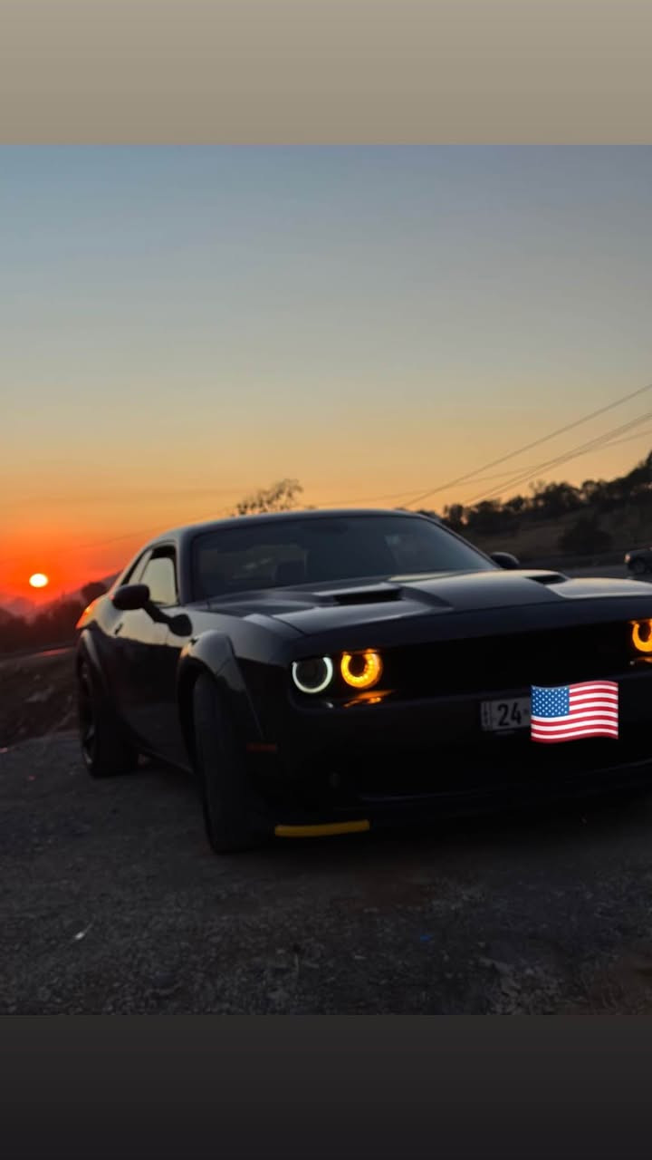 جالنجر sxt ples v6
2015
سعر 165
ماشية 130 الف
فول مواصفات بس بدون فتحه
شاشة جبير
رادارات جانبي
حساس خلفي
كشنات جلد تبريد وتدفئه 
وستيرن تدفئه
سيارة بدون مصرف
طخم وحداديه كوله جديد
كلين تايتل فقط بلعراق صار بيه ربع باب السايق صبغ
بدون ايرباك بدون شاصي بدون دواخل 
سيارة جديدة ونظيفة ومصروف عليه
وايد بدي بدون براغي سليكون وصارله اكثر من سنتين والحمدلله مافد يوم نشلع
وياله جدد وتايرات
سيارة مصروف عليه ونظيفه ماشاءالله
*********** دهوك, العراق
