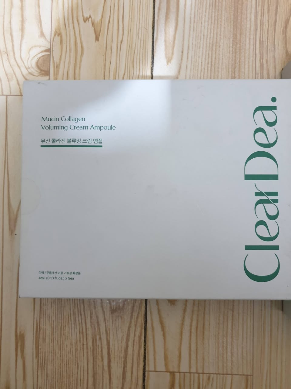 اخر قطعتين من ClearDea 
Mucin Collagen Voluming Cream Ampoule
امبولات كريم كولاجين وموسين كل كرتونة بيها خمس امبولات 
احنا مستوردين مواد تجميل جملة من كوريا وذني اخر قطعتين بقن وهاي اول مرة انشر بكروب لان تعاملنا ويه اهل المحلات مباشر ...المهم راح احسبه بجملته القطعه ب٤٠ الف 
رجاءا الي مايعرف هذا المنتج خل يبحث ويشوف شكد سعرة بمراكز التجميل موجود سعرة بمتجر بيوتي ليدي ب٦٠


**إذا كنت صاحب هذا الإعلان وتريد حذفه لأي سبب، رجاءا أرسل رسالة إلى الدعم الفني**