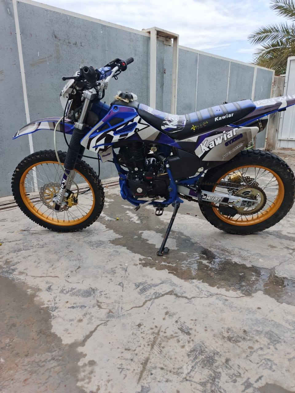 السلام عليكم دراجه قفاز جبلي موديل 25 ما شاء الله الدراجه اوراقك كلها جاهزه اي فيتر يعجبك جيبه وتعالالسعر ‏‪1200مليون العنوان بغداد ابو غريب(متواجد واتساب‏‪***********‬‏
