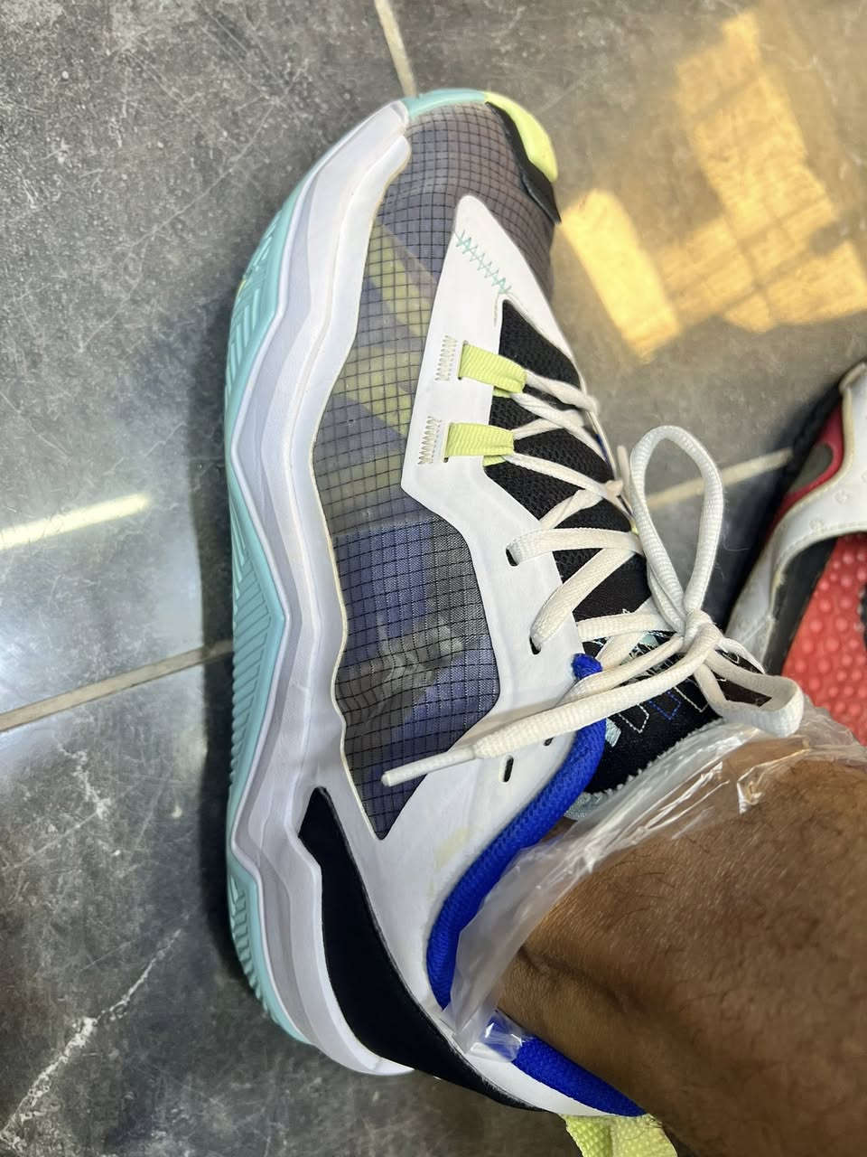 جوردن باله مستعمل نظافه 100 بلميه
السعر 55 الف 
قياس 46


**إذا كنت صاحب هذا الإعلان وتريد حذفه لأي سبب، رجاءا أرسل رسالة إلى الدعم الفني**