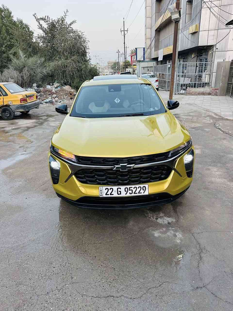 للبيع تراكس 2024 فئة RS لون مميز ماشيه 15 ألف ميل حادث بنيد فقط بدون دواخل جديده وجاهزه من كلشي فول مواصفات عدا البصمه مكاني بالحله 
السعر 138
***********
