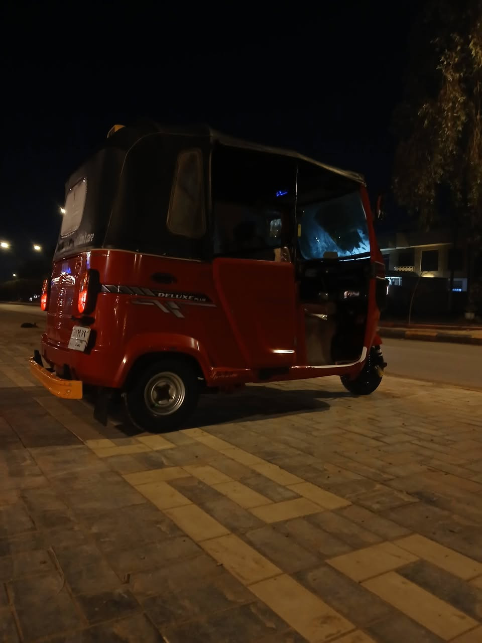 سلام عليكم تكتك ٢٢ كفاله كشر ومحرك ماعدا طخه بصفحه ع كد شبر مرجعه بارد  رقم وسنويه بغداد مكاني بغداد المحموديه
سعر 7200 وبيها مجال 
***********
***********
