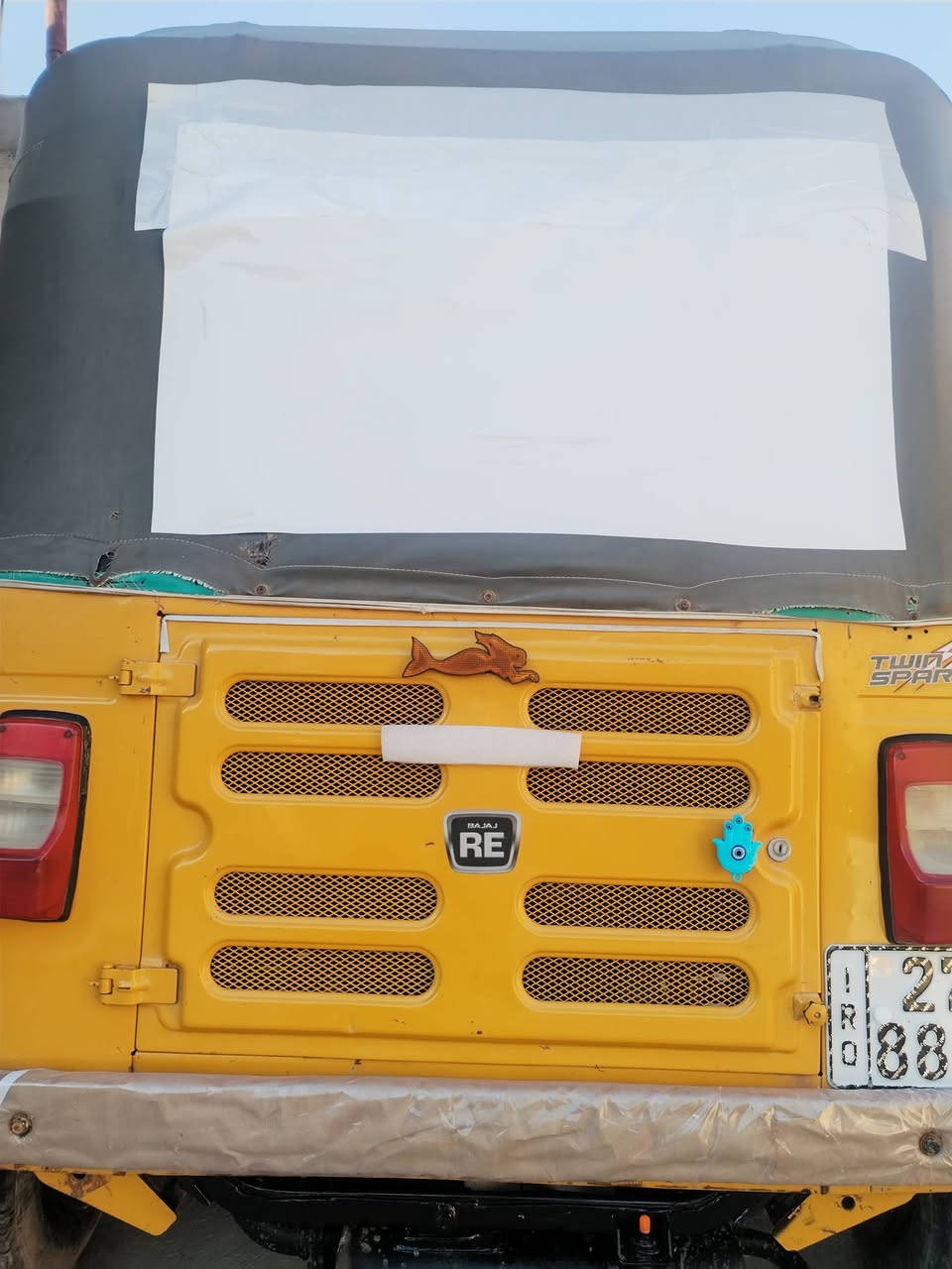 سلام عليكم تكتك للبيع 19 شهر 12 يوم 15 كفاله قطرت صبغ ومعجون ما بيها تكتك بلاديه  تراي زيرو سعر 5400 وبيها مجال خاص مقلق اتصال ***********
