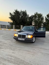 مارسدس دبe300 محرك بطه  كيرو ومحرك وصدر بشرط جدد تايرات تخم جدد تخم لا...