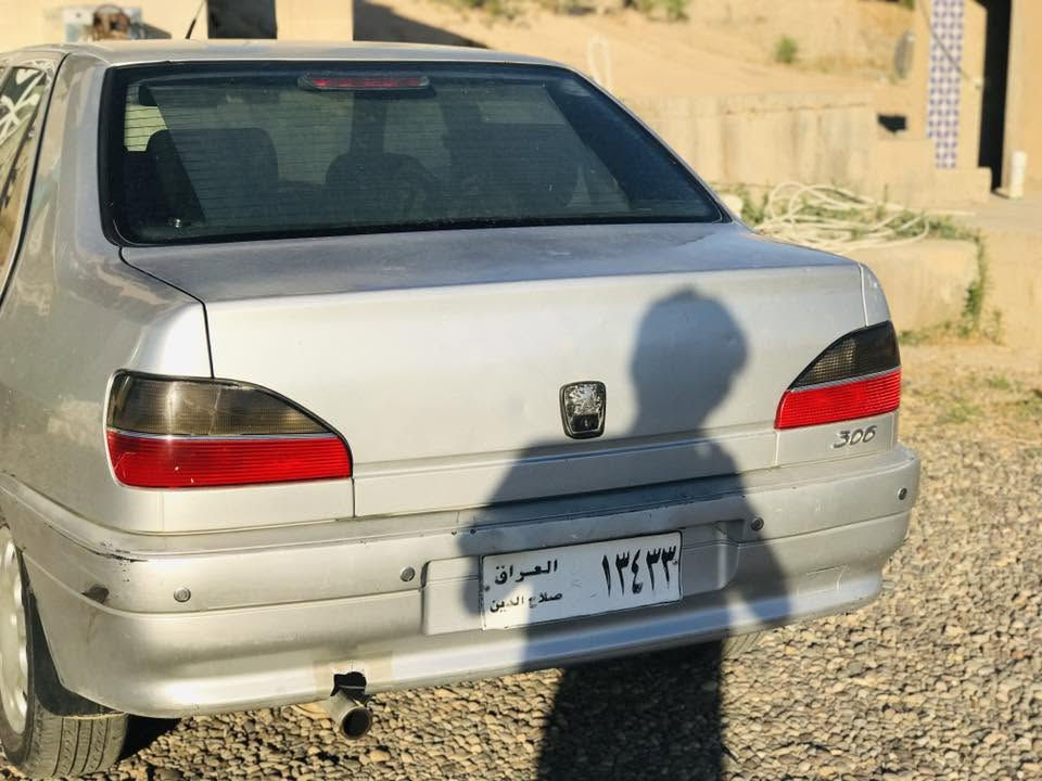 السلام عليكم بيجو مطلوبه  للبيع نضيفه حيل 2002محرك كير شرط تبريد شغال صدر نضيف
حساسات خلفيه المكان شرقاط السعر 30 وبيها مجال الاتصال عل رقم ***********
