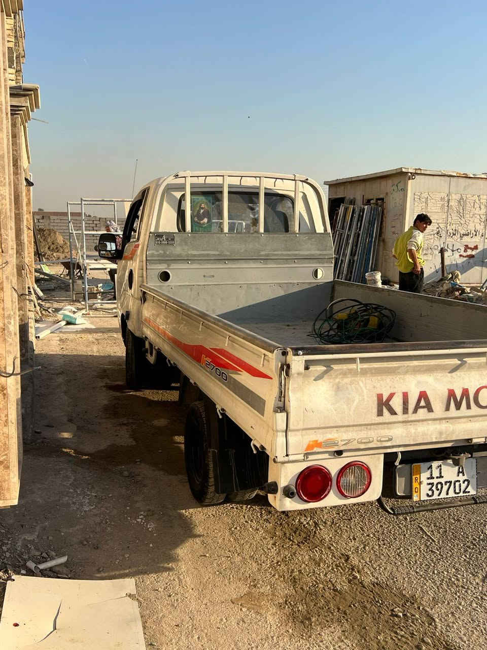 السلام عليكم سياره كيه للبيع موديل 2017رقم بغداد نكليزي سياره مكفوله كير محرك إكسل مكينه الفين وسبعميه.  تحويل مباشر ***********ملاحضه اريد تحويل
