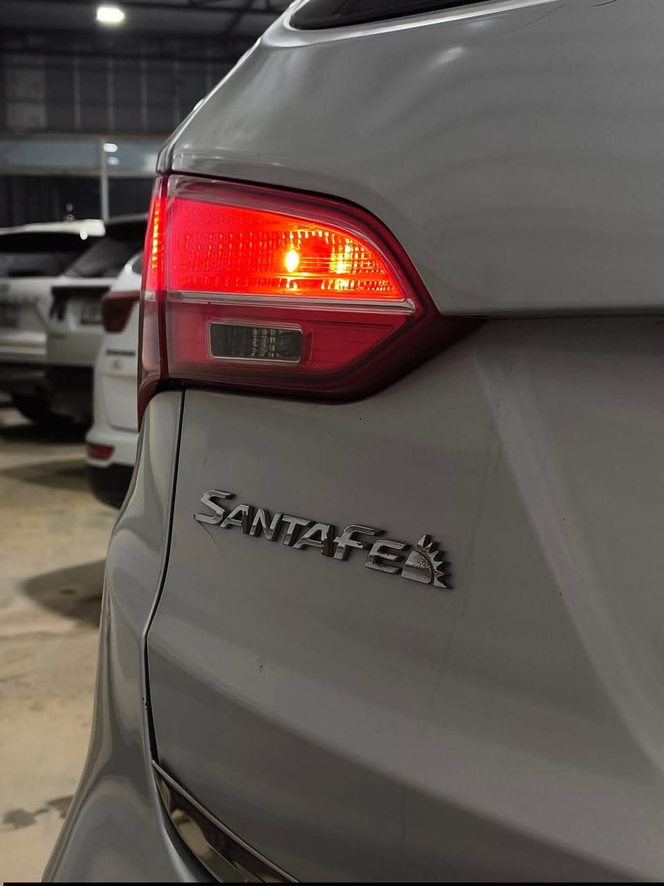 للبيع هيونداي 
سنتافي
موديل 2013
وارد امريكي 
رقم كربلاء 
شاشة 
كاميرا 
حساسات 
ويل كب
لايت زينون 
كشافات ضباب 
تبريد قطعتين مناخ منفصل 
السياره جاهزه من كل النواحي 
السعر 💰 (120 )) $$
الحادث 
صبغ اربع قطع 
للاستفسار الاتصال على الارقام التالية 
‏‪0772 395 5960‬‏
‏‪0783 199 4494‬‏
