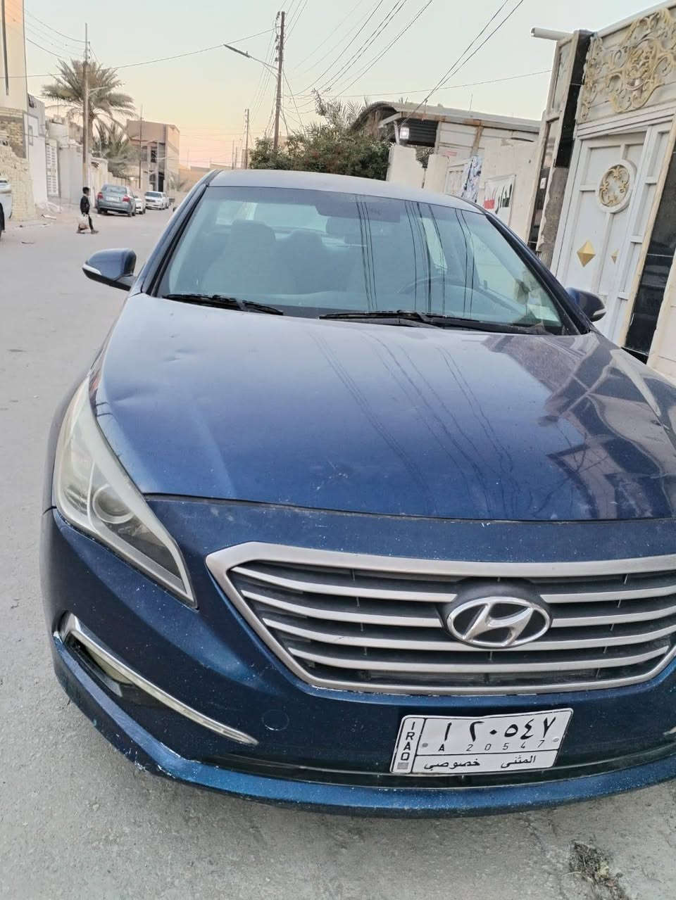 سوناتا وارد امريكي موديل 2015بدون حادث فقط شخوط وجراد بالقماره قليل لبيع او المراوس للاستفسار 0781717609
+964 783 209 7113
