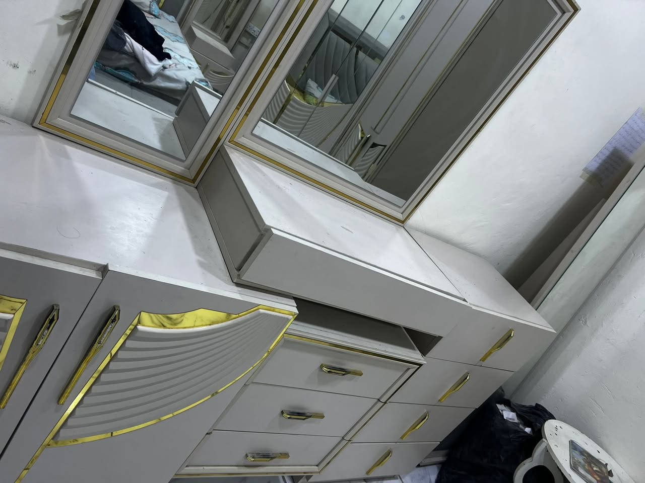 السلام عليكم غرفه نوم تركي التواصل خاص ***********
