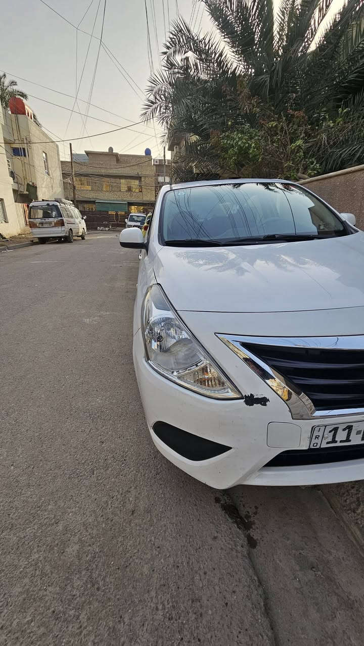 السلام عليكم 
سني موديل ٢٠٢٠ ،ماشية ٧٥ الف كير محرك تبريد كفالة تخم تاير جديد سيارة مكفولة من صبغ ولتبديل شاشة اصلية ،بيهة بارد بالجاملغ سونار موجود سيارة خير من الله رقم بغداد باسمي 
لشراي يتصل مكاني بغداد لسعر 118 ورقة بيها مجال
رقمي ***********
