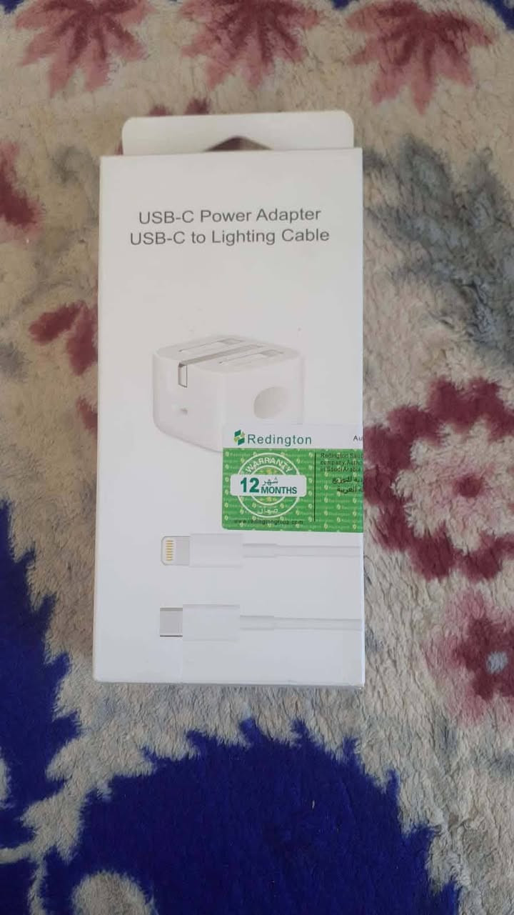 شاحنات ايفون ب 15,الف 
كيبل تيبسي ب 4الف 
توصيل موجود داخل الكوت 
الاستفسار اتصل ***********
