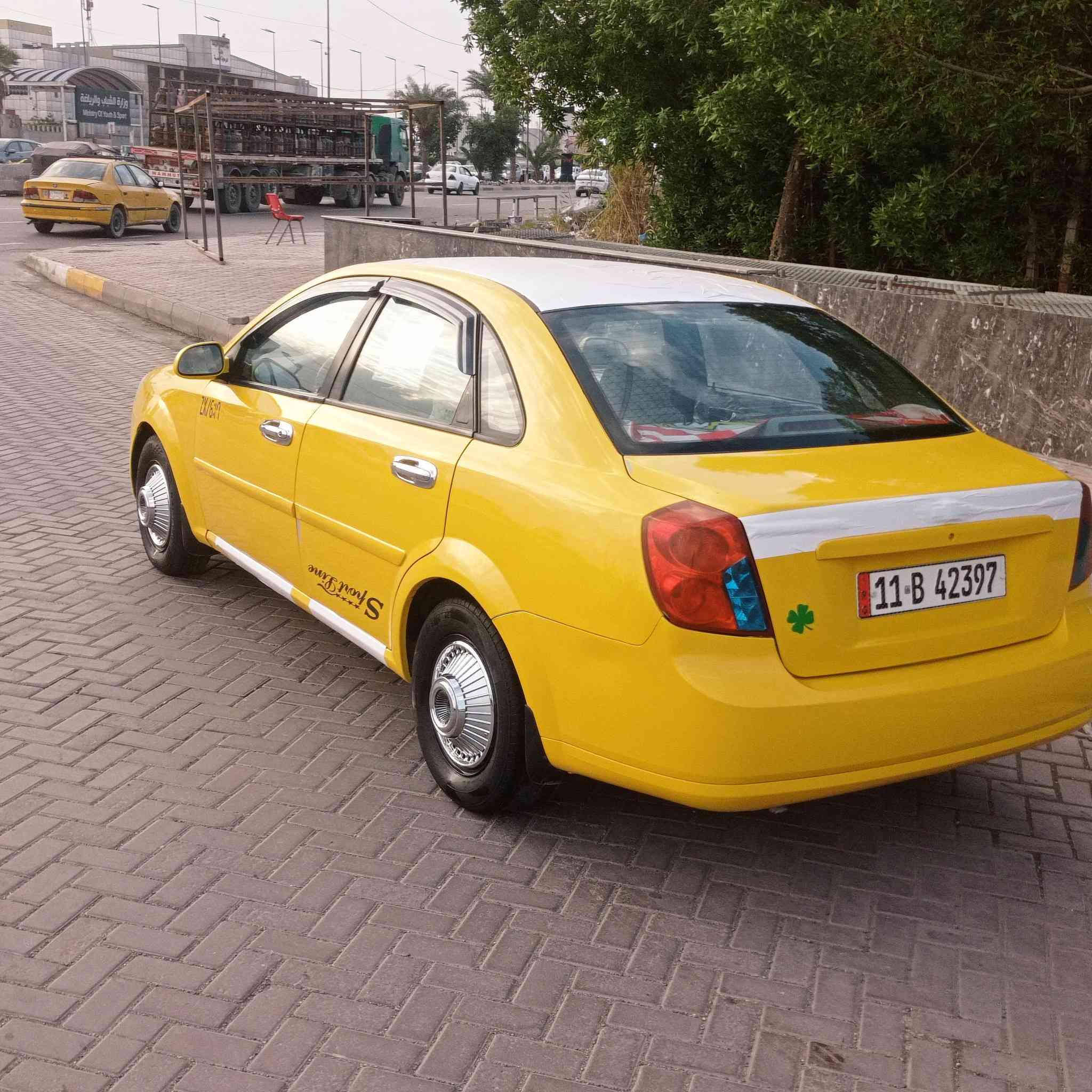 السلام عليكم سياره2011 اوبترا من الشركه العامه سياره بغداد رقم دولي سنويه لل2030 سياره مكينه وكير مكفولات وصدر جديد وتايرات جدد اوتوماتيك رقم بغداد سياره اي نقص ما بيها.   رقم التواصل ***********.  68
