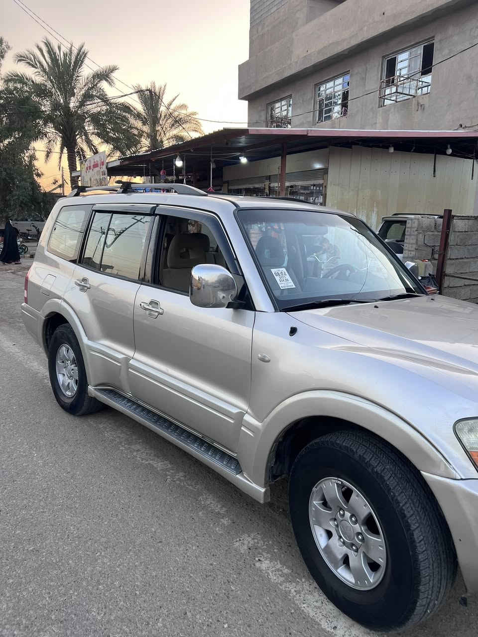 السلام عليكم باجيرو موديل 7 نضيفه جداً كلشي بيهه شغال لا ضربه ولا صبغ تبريد ٣ قطع رقم شمالي جديد باسمي لمكان بعقوبه السعر 95 الرقم ***********
