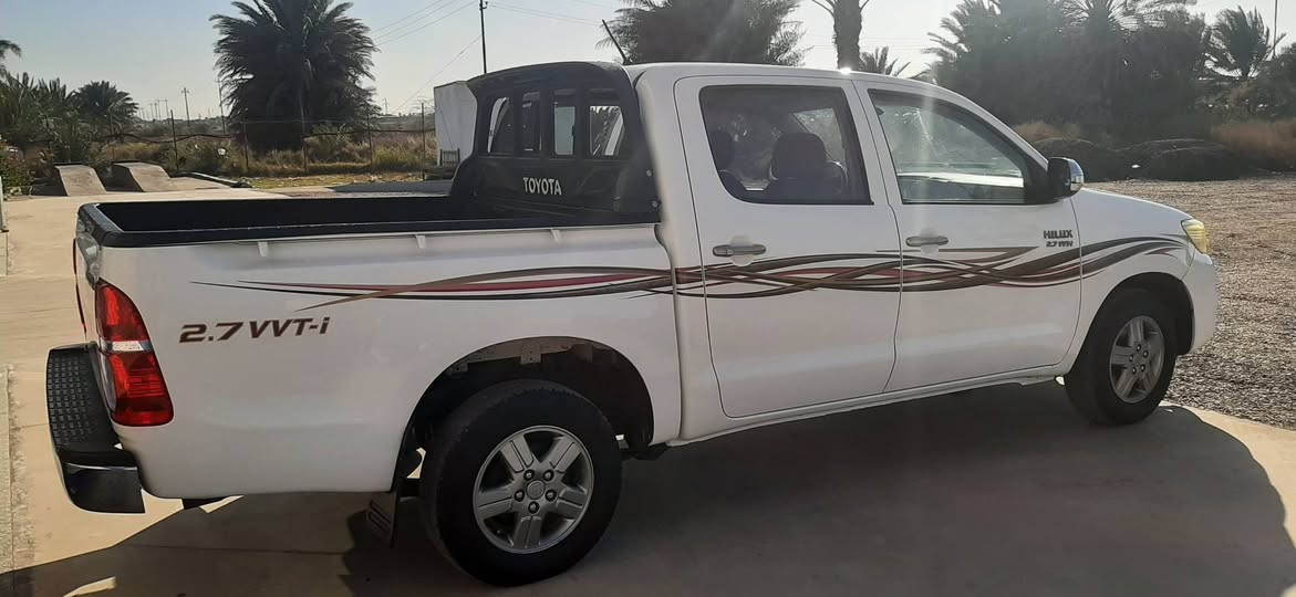 للبيع تيوتا هايلوكس موديل 2015 كويتي شاصي 19 ماشيه 360 رقم ذي قار سنويه 2028 سياره مكفوله كفاله عامه ماعده بارده مشره بل صور كير ومحرك مكفول وحداديه وتخم تاير جديده سعر 225  بيه مجال مكان سياره ذي قار قلعه سكر الاستفسار نتصال عله الرقم ***********
