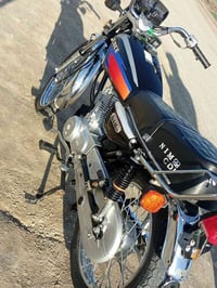 ا سلام عليكم دراجه 2026للبيع سكنر زيرو 07777501001