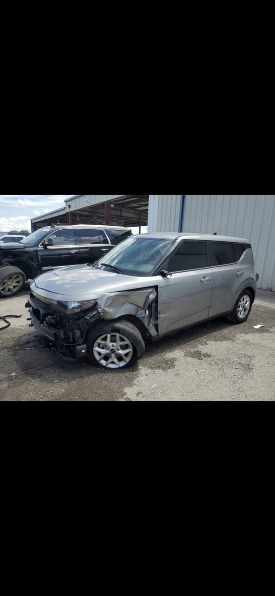 صول 2024
✅ ️بدون رقم 
✅️ بدون ايرباك * بدون ايرباك ( جميع الايرباكات سليمة ) 
✅️ ماشية 8800 
✅️ ويل كب 
✅️ تبديل جاملغ فقط مع صبغ ربع باب السائق 
✅️ رادار امامي * رادار خلفي * رادار جانبي 
✅️ تحديد مسار * مثبت سرعه * مثبت ستيرن 
✅️ مكان السيارة  حلة 
للإستفسار الاتصال بالرقم 
***********
