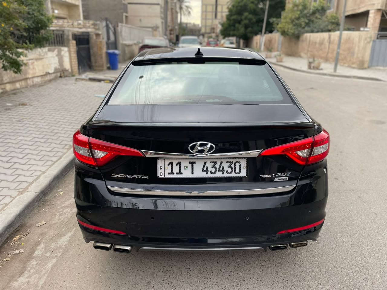 ***********  حلوه ونظيفه
سوناتا لمتد ٢٠١٥  امريكي فول الفول 
بيها صبغ ٤ قطع بدون دواخل
محرك ٢٠٠٠ تيربو  جي دي اي 
بنوراما  بصمع  ترحيب
ماشيه ١٢٠ الف 
ستيرن حرف D 
لد امامي خلفي حاجب  
حساس امامي خلفي  رادار امامي جانبي 
كشن حار بارد جلد  كهرباء ميموري خزن
بردات سستم صوت انفنتي ١٢ سماعه
تبريد امامي خلفي منفصل
شفتات هندبريك بصمه
بيها كل المواصفات اعله فئه  
تحويل ثاني يوم 
صدر امامي خلفي حلو 
تخم تاير وباتري نظيفات
مابيها نقص 
مكاني اعظميه سبع ابكار 
سعرها ١٠٧ ورقه 
اتصال فقط مكلف بلنشر 
***********
