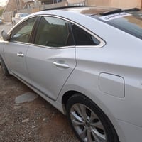 ازيرا • ٦ سلندر • ٢٠١٢