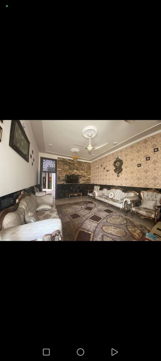 سلام عليكم بيت ٢٠٠ متر للبيع طابو سند ٢٥ زراعي ركن طويريج يم مدرسه المستقبل للاستفسار ***********
