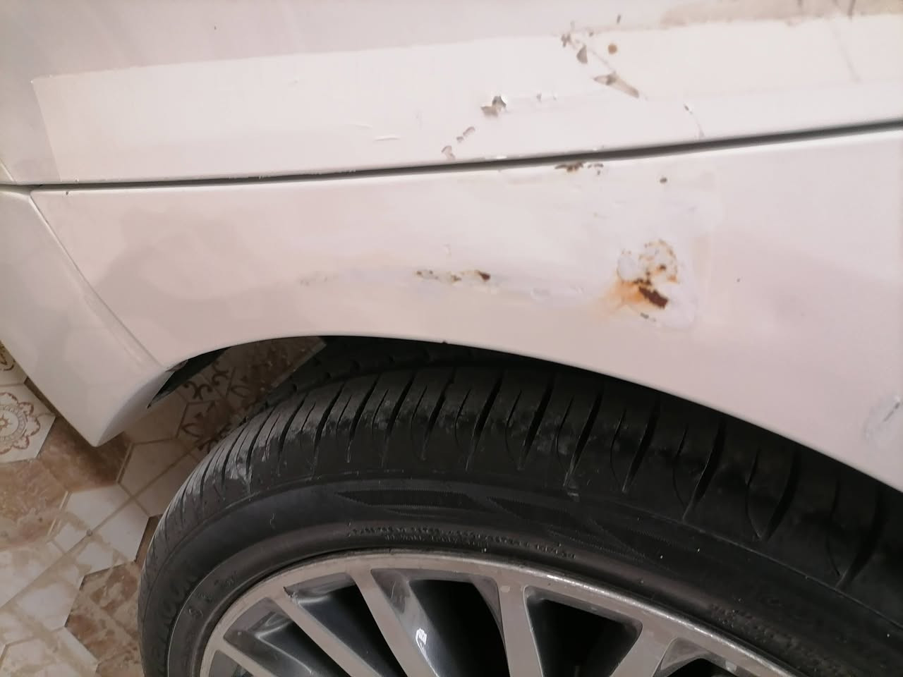 السلام عليكم
كيا كادنزا ٢٠١٥ للبيع فقط
السياره وارد خليجي فول مواصفات
كفاله عامه
السعر160 $
بيه مجال بسيط
مكان السياره الانبار
رقم أربيل
بانوراما
مري شفط +قلاب عند الرجوع للخلف
كشنات خزن +تدفئه وتبريد بالكشنات
برده خلفيه كهربائي
شفتات سرعه
سايد بريك كهربائي
محرك دوش 3600
السيارة عليه تخم تاير جديد
سنويه جديدة تنفذ 2031
وبعد هواي مواصفات
السياره جدا نظيفه
رقم الجوال ***********
