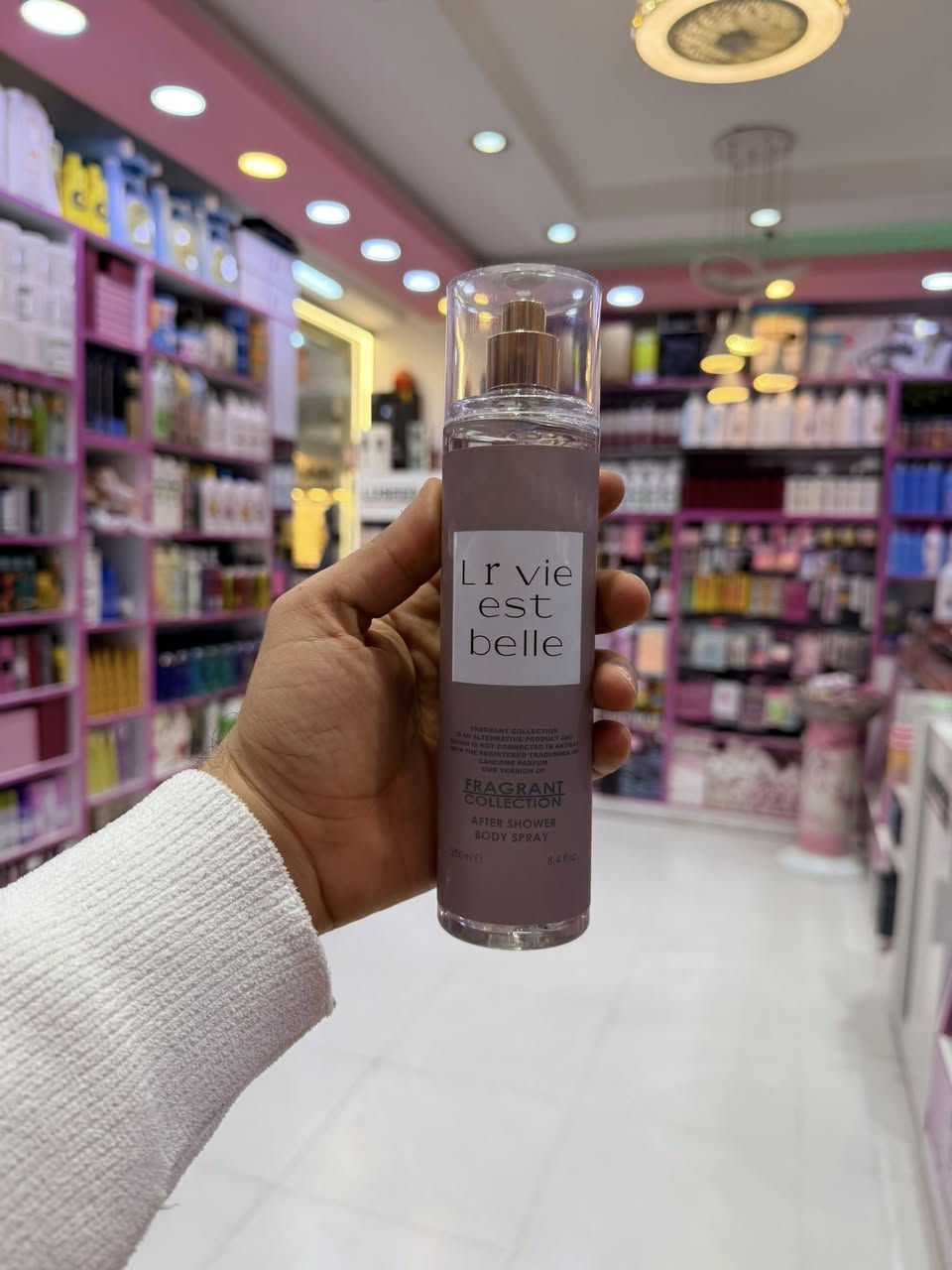 #عرض ناررر 
قطعة ب 3 الاف قطعتين ب 5 الاف 🔥 

✨ سبلاشات Fragrant Collection ✨ متوفرة ب 14 لون ❤️
مو بس عطر… هذا إحساس!
انتعاش يدوم ساعات طويلة 💫
روائح ناعمة، أنثوية، وجذابة تخلي الكل يسألج شنو هذا العطر؟
خفيف عالبشرة وثابت بشكل يجنن 🌸
دللي نفسج وخلي عطرك يحچي عنج �


**إذا كنت صاحب هذا الإعلان وتريد حذفه لأي سبب، رجاءا أرسل رسالة إلى الدعم الفني**