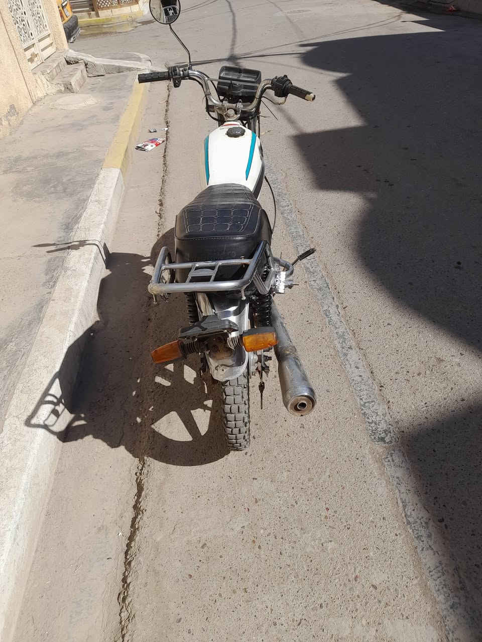 دراجة ايراني للبيع كوم حديد مكاني بغداد زعفرانية سعر٢٥٠وبيهة مجال لشراي فقط***********
