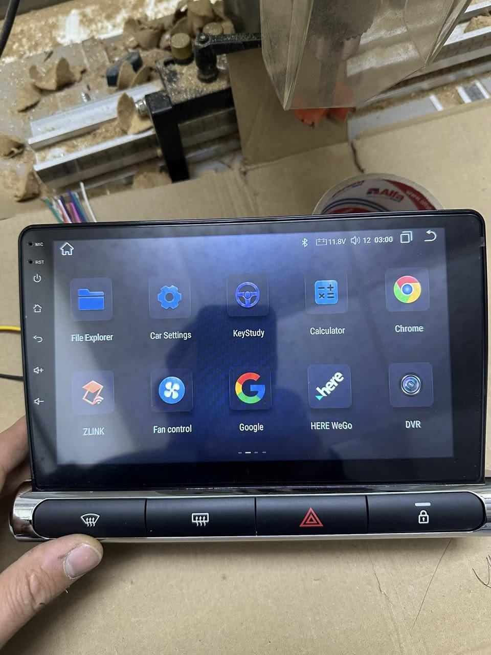 شاشات سيارة نضام اندرويد
رام ٨-١٢٨ مع امكانية اضافة داش كام ع نفس الشاشه وامانية اضافة حساس مراقبة ضغط الاطارات
رام ٦-١٢٨ 
الجات بالشراء يتفضل خاص


**إذا كنت صاحب هذا الإعلان وتريد حذفه لأي سبب، رجاءا أرسل رسالة إلى الدعم الفني**