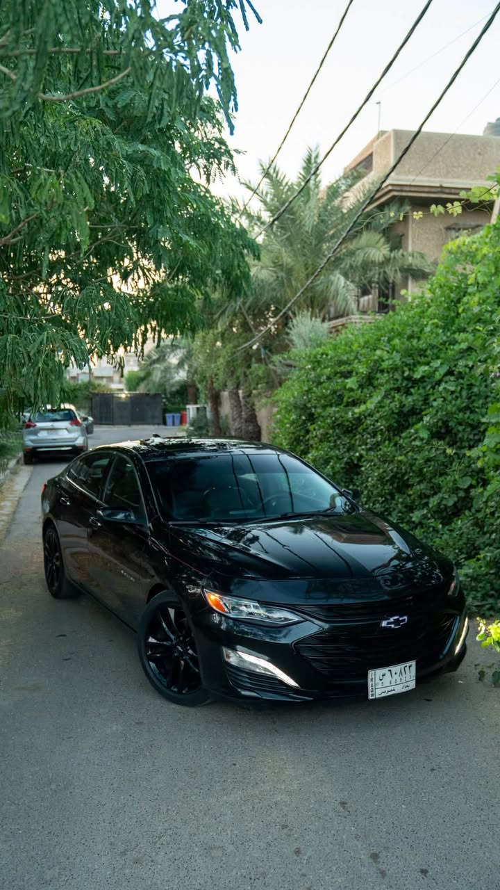 السلام عليكم 
ماليبو بريمير 2020 
مكينه 2000 تيربو - كير 9 نمر AT
ماشيه 93 الف كيلومتر 
بدون قطره صبغ فقط بارد 
بانوراما - تشغيل عن بعد - مري قلاب - ميموري كشنات - شحن لاسلكي - كيجات ديجيتل مال بريمير - كشنات جلد تدفئة تبريد امامي خلفي - 4 جامات اوتو - سستم صوت BOSE 8 سماعات - انارة دشبول محيطية - قطعتين تبريد - شاحن لاسلكي - مازدات بريمير زنون وكالة ام العدسات - تدفئة ستيرن - ويل 19  - علامة شوفرليت الضوئية 
مكاني غزاليه او حي العدل 
***********
السيارة عارضها ب 135 ورقة وبيها مجال للشراي
