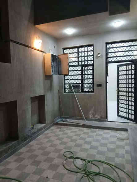 آلُـۜسـۨۚ(✋)ــِۖلُأمٌ ؏ـليۜـ(💜)ـكـۜم وݛحـٍّْـٍّْ⁽😘₎ـٍّْمهہ الًـًٍۖـٍـٍۖ(☝)ٍۖـًٍٍٍّـًٍلۖهًٍۖۂ وبـۗـۗـۗـۗـۗـۗركۧۧــۧۧۧۧۧـۗـۗ(ۗ😇)ـۗـۗاتهۂ. 
الى اصحاب العقول التجارية والاستثمار. 
... الى عشاااق الاتكيت والديكوات الجميلية المتنوعه عرررض خاص 
داااران نفس تصميم في الصورة طابووووو زراعي في حي المصطفى في قطع عزيز طليفح... نفس الخارطة للدارين مساحه الدار الواحد 150متر.. طابقين متكون من ثلاث غرف نوم واستقبال ومطبخ وصالة كبيرة كما موضح... وصحيات داخل وخارج الدار مـــــــــلاحظة الدار شغل درجة اولى وتجي وشوف بنفسك.... وحاليا فارغ استلام فوري السعر 115مليون وبي مجال....للدار الواحد  اي استفسار اتصل ***********
***********
لسنا الوحدين ولكننا الافضل
