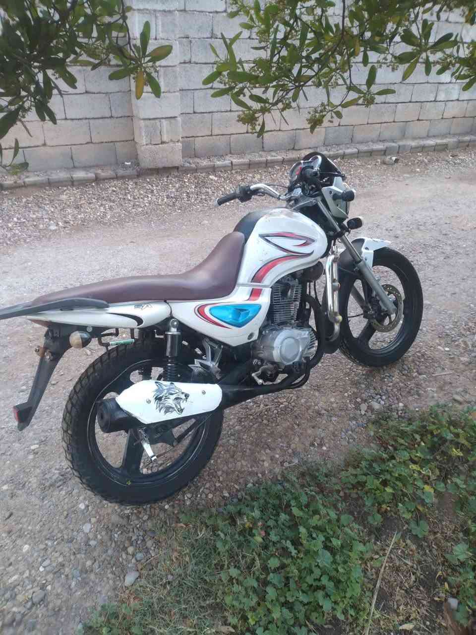 السلام عليكم سنكي موديل 19 كهربائيات شغاله ماكينه لا تنقيص لا تبخير السعر 650 بيها مجال للطيبين دراجه نظيفه ماكينه ما مضروب درنفيس عليها ***********
