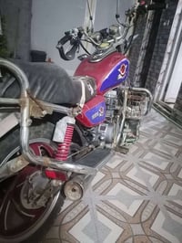 دراجة جوندة للبيع موديل ١٩ اوراقه ضايعه ماكو خاص اتصل عل رقم 078393157...