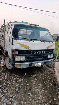 للبيع موديل 2000 سياره جاهزه محرك شرط رقم بغداد للاستفسار اتصل/ 078033...
