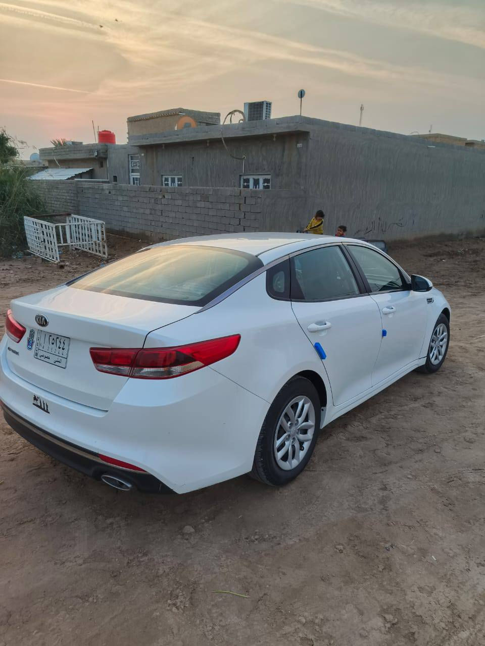 سلام عليكم  خوان اوب تيمه لبيع مديل 17اخوان اني مكلف تفاصيل اكثر اتصل ***********
