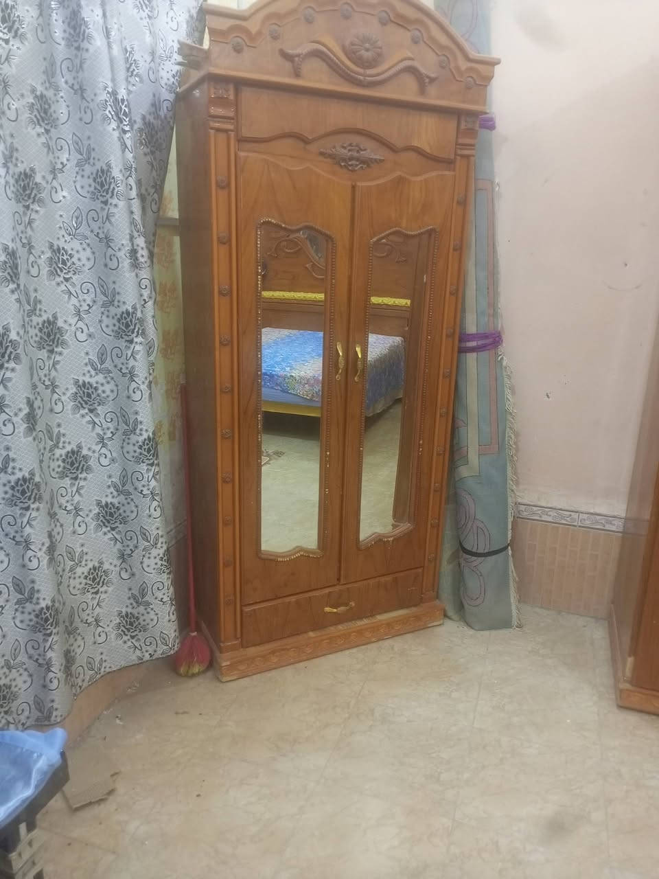 السلام عليكم
غرفه للبيع قيم بل يرضي الله عوزها ترتيبات بصيطه
مكاني ناصريه مركز


**إذا كنت صاحب هذا الإعلان وتريد حذفه لأي سبب، رجاءا أرسل رسالة إلى الدعم الفني**
