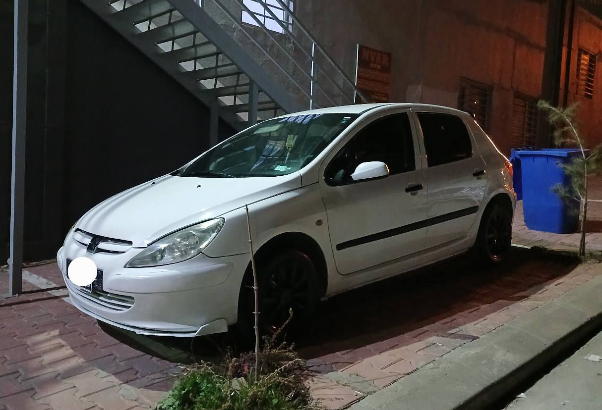 بیجۆ ٣٠٧ فەڕەنسی 🇫🇷
مۆدێل ٢٠٠٦ گێڕ ئۆتۆماتیک  مەکینە ١٦ بانزین هەرناخوا  تەبرید و گەرمی ABS ٢ جام کارەبا لەڕەسمەکان  جوانتر نەبوو نەتەوێ بێ دەعم و لێدراو  ئاڕم پلاستیک و سەنەوی ئەسڵی و پلێتی ڕەقەمی ئەسڵێ لەگەڵە بەشەرتی مووس و بڕاوە و ئاڕم و ئەوەلیات و غەرامە 
لە سلێمانیم مشتەری نیت سەرمان مەیەشێنە
*********** وەتس ئەپی لەسەرە السليمانية, العراق
