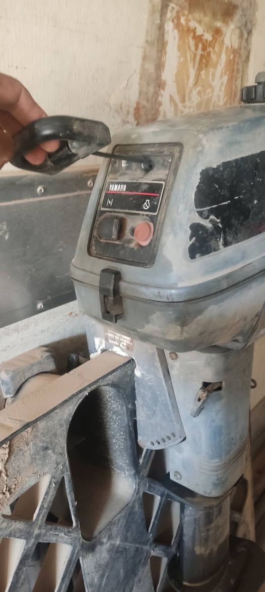 السلام عليكم مكينه 3 ونص اخت الجديده نضيفه حيل وارد يابان ب 350 الف  او مراوس ب مكينه 8. ***********
