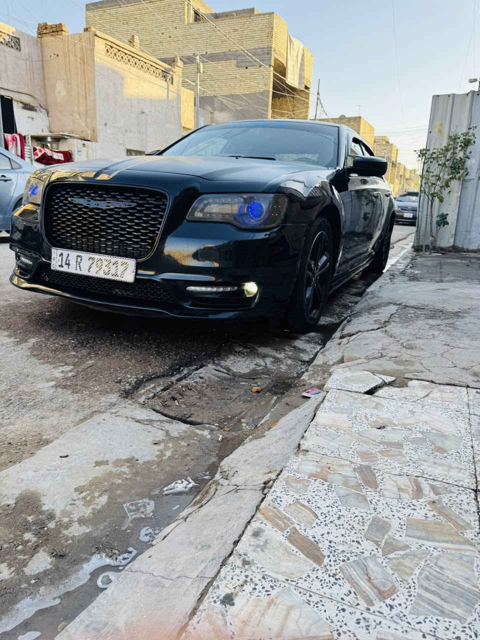 السلام عليكم
اوباما ٢٠١٢ كندي 
رقم بصرة باسمي وهزة جديدة 
بيها قطع صبغ ابيعلك حزام 
مكان السيارة بغداد 

للاستفسار ***********
