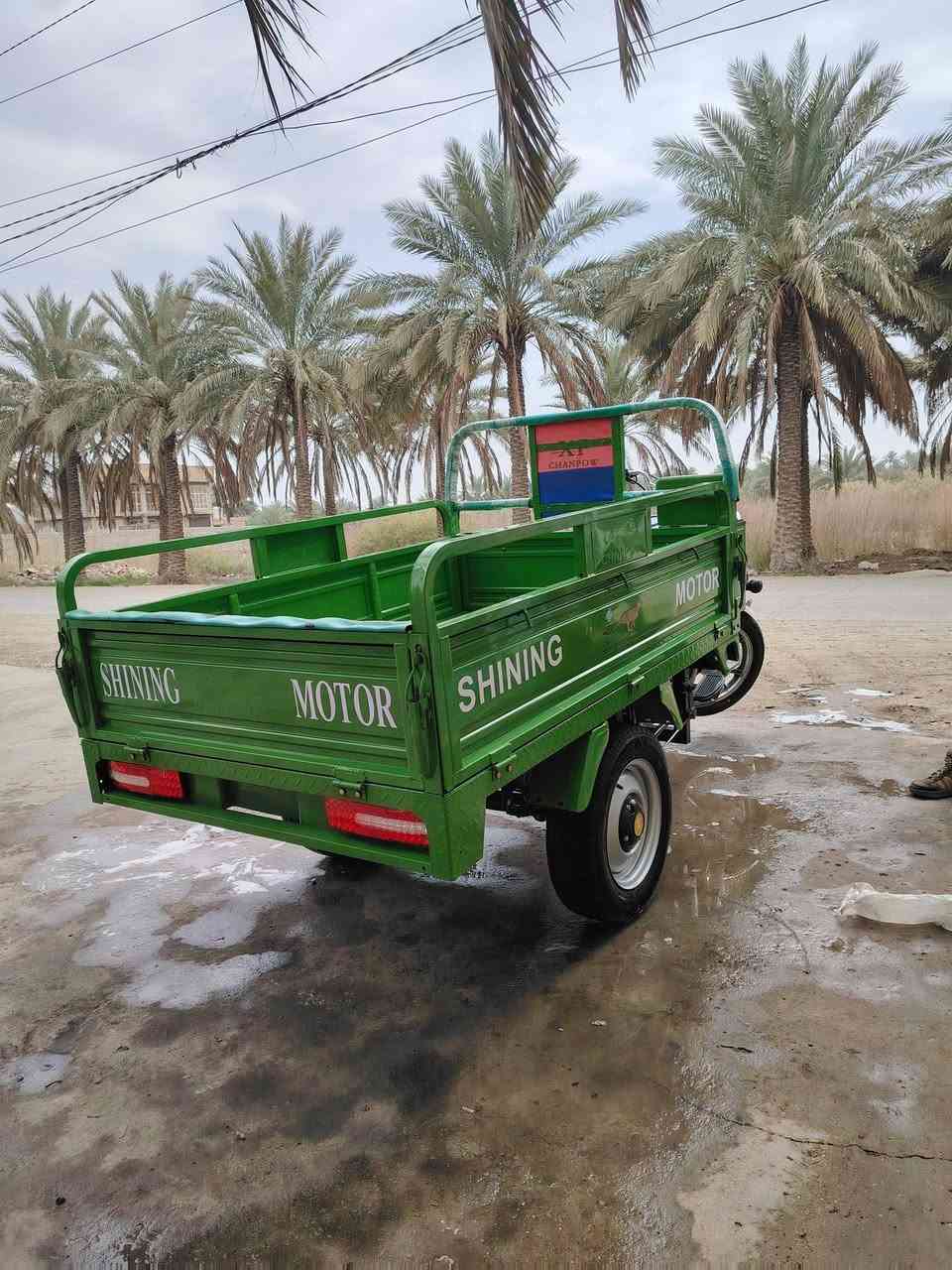 السلام عليكم شباب ستوته للبيع موديل 23 اوراق صولي ستوته كفاله عامه صار لها شهرين  طالعه من الوكيل باسمي  ستوته نظيفه زيرو مكاني حله سياحي *********** /
