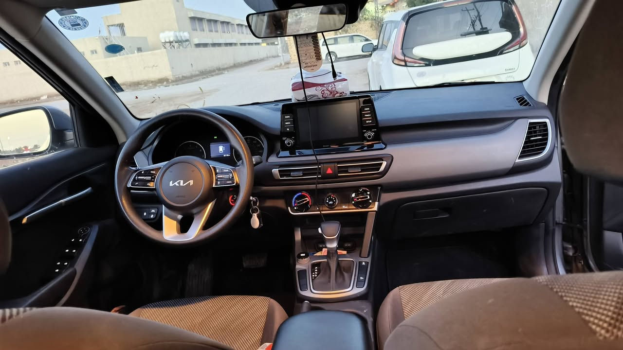 السلام عليكم
كيا سيلتوز 2023 S رقم اربيل بأسمي حادث تبديل دعامية + بارد بالجاملغ الأيسر الأمامي كلش قليل فقط بدون أي صبغ 
صور الحادث مرفقة 
محرك 2000 دوش  
للتواصل والاستفسار : ***********
