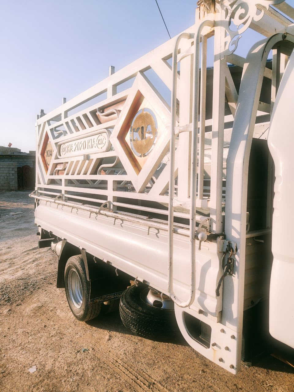 السلام عليكم كيه فحل للبيع رقم بغداد عنوان الكوت للستفسار  اكثر اتصل عل الأرقام ‭0781 252 5160‬
