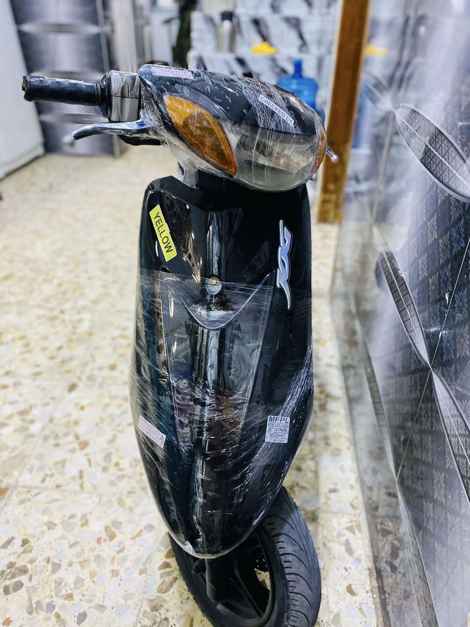 ‎السلام عليكم دراجه عصفورية للبيع الدراجة مكفولة والله بس عيبها م چفتة اوراقها كاملة
السعر 250 وبيها مجال 

الرقم ***********
